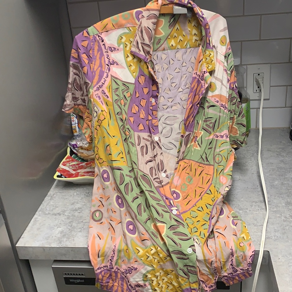ASOS Flinstones Themed Button Down Size Medium